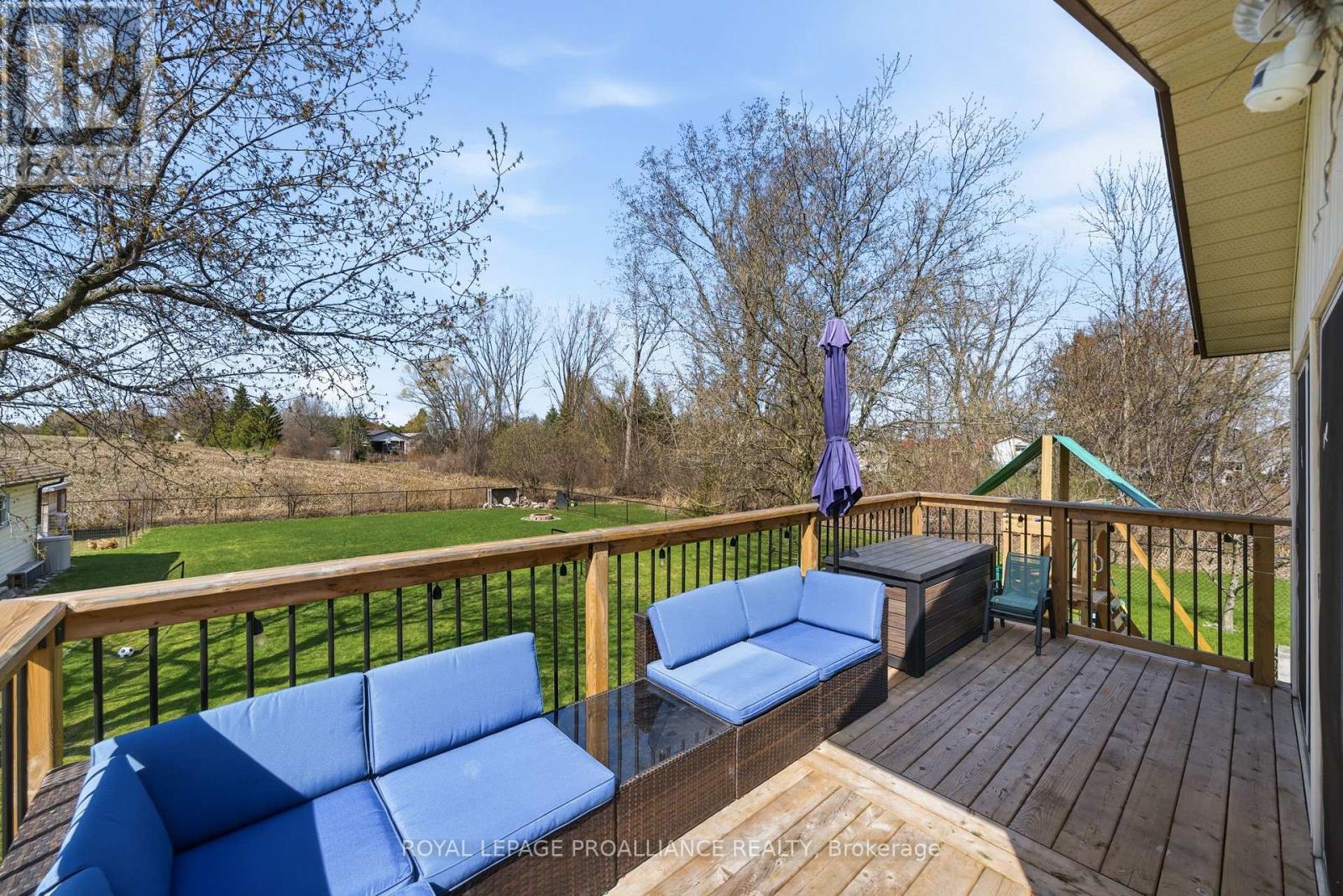 585 LESTER ROAD - 37