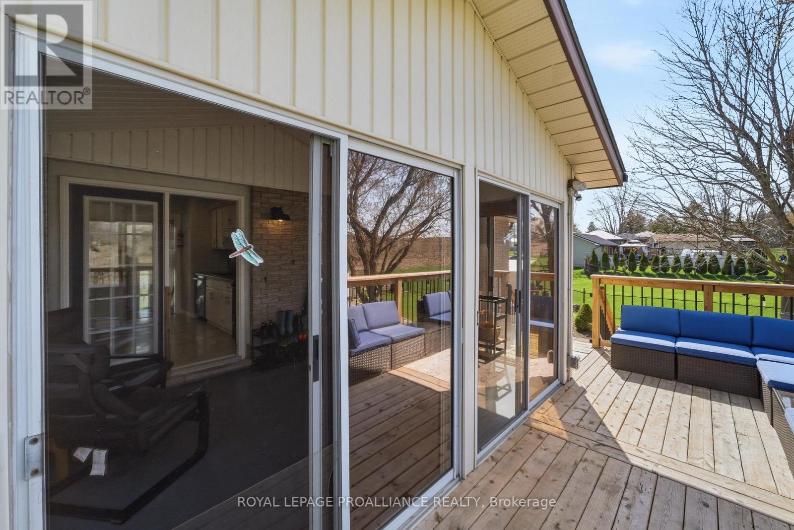 585 LESTER ROAD - 38