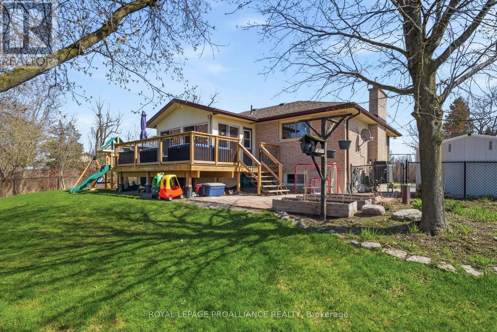585 LESTER ROAD - 40