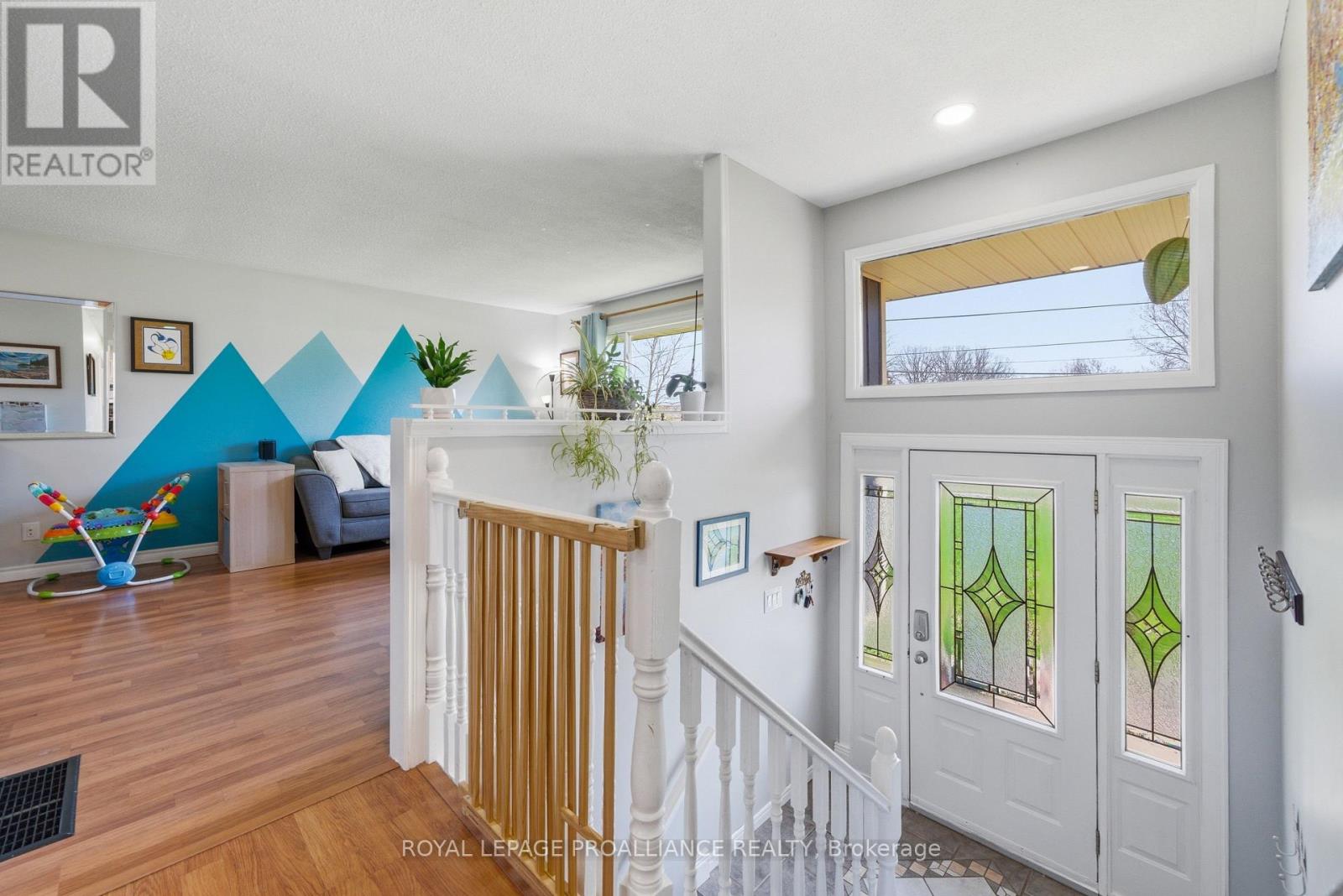 585 LESTER ROAD - 5