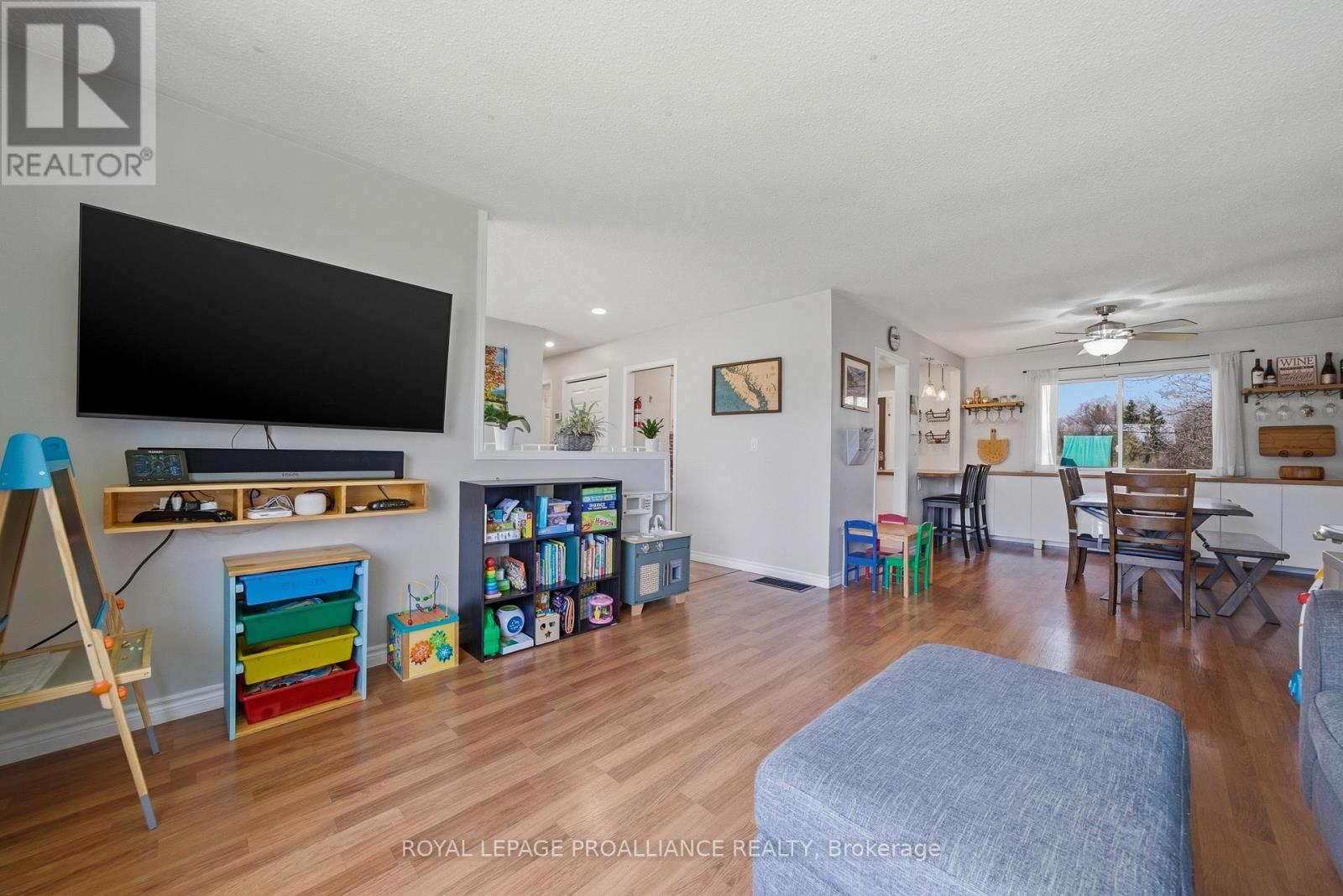585 LESTER ROAD - 8