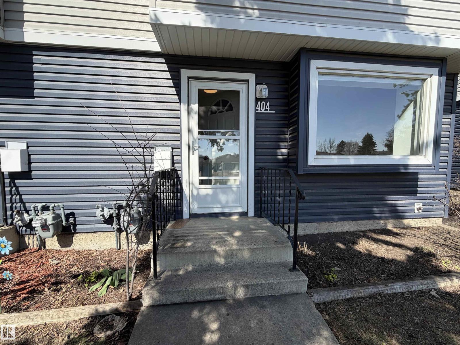 404 HERMITAGE RD NW, Edmonton