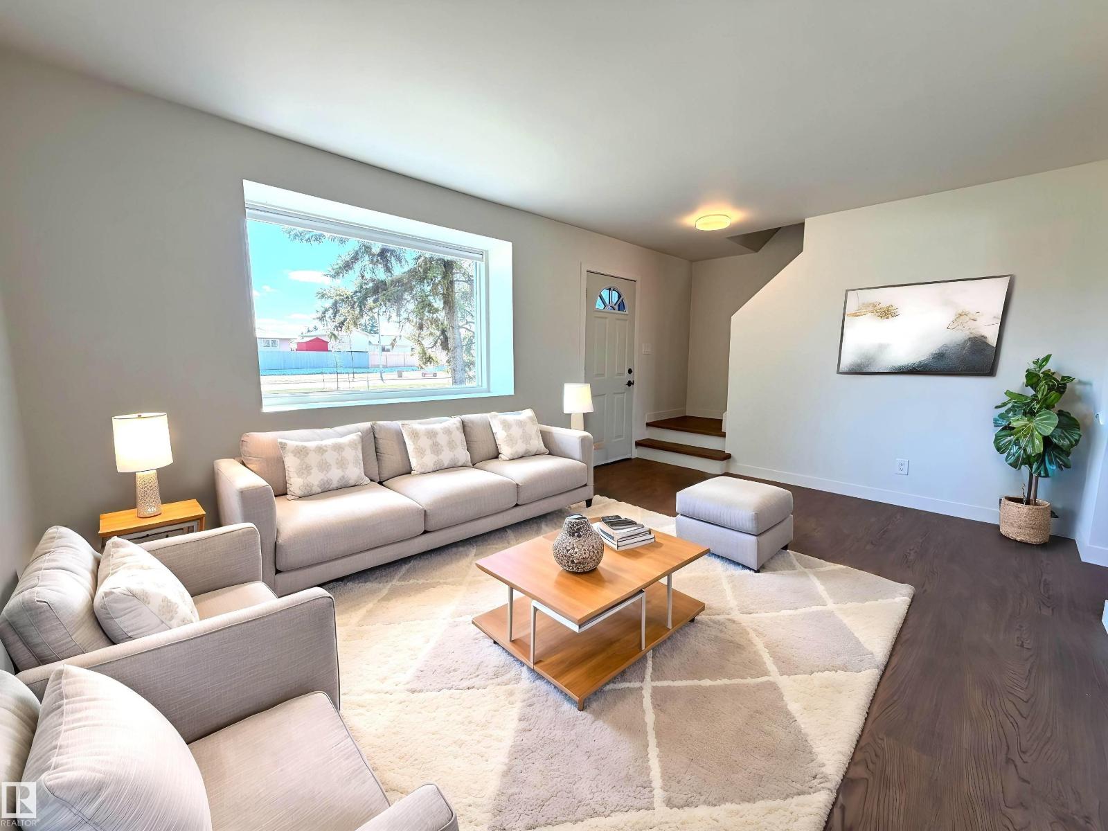 404 HERMITAGE RD NW, Edmonton