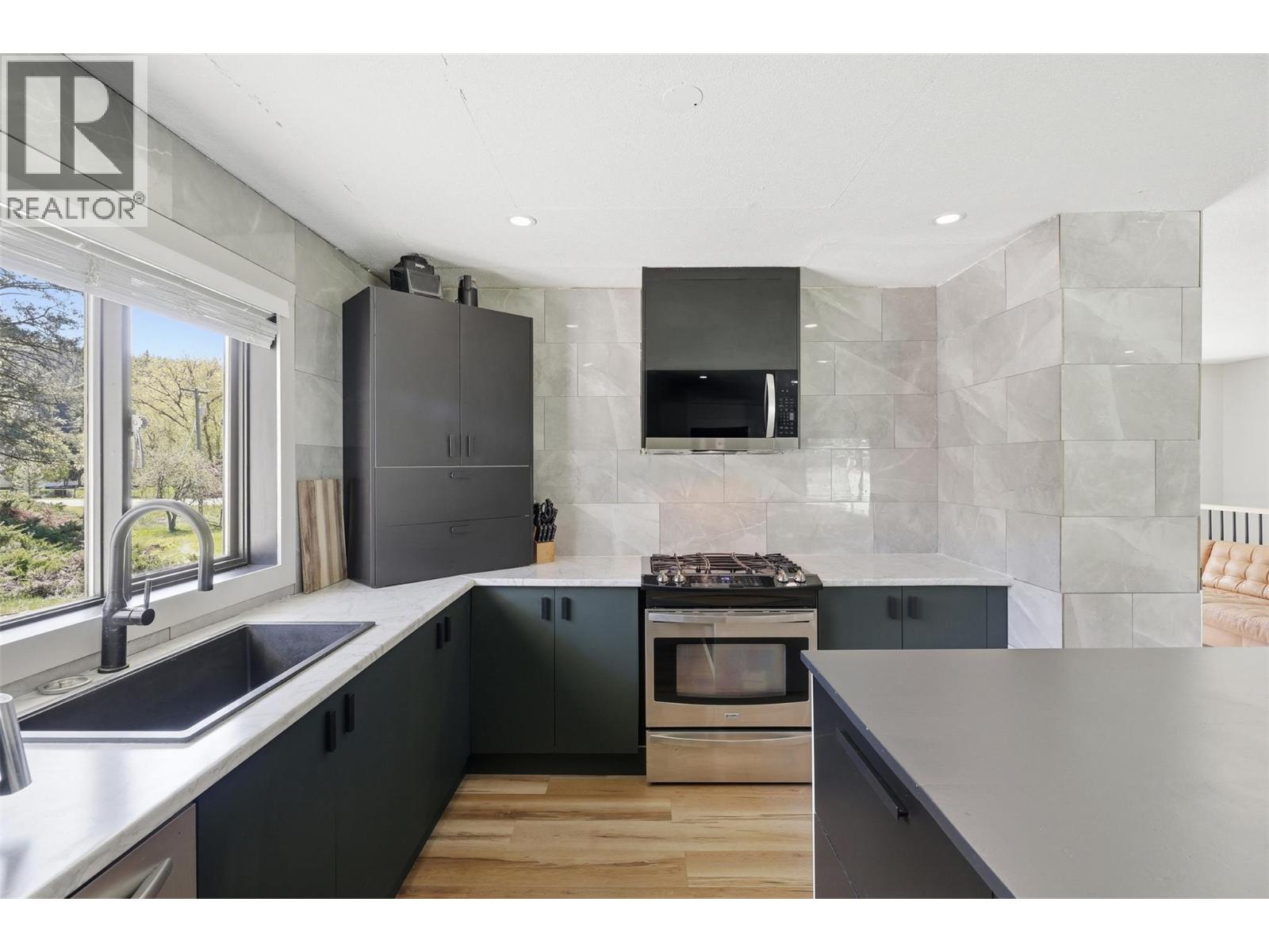 4747 Kamloops Vernon Highway - 12