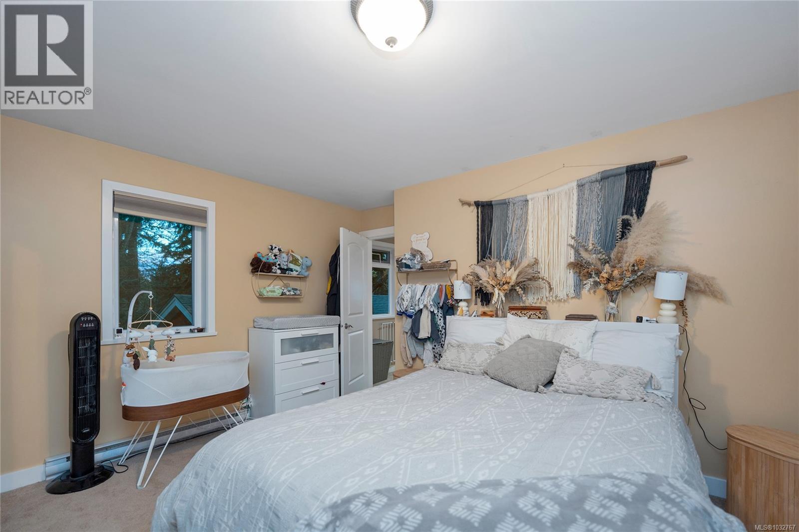 2229 Arbutus Rd - 54