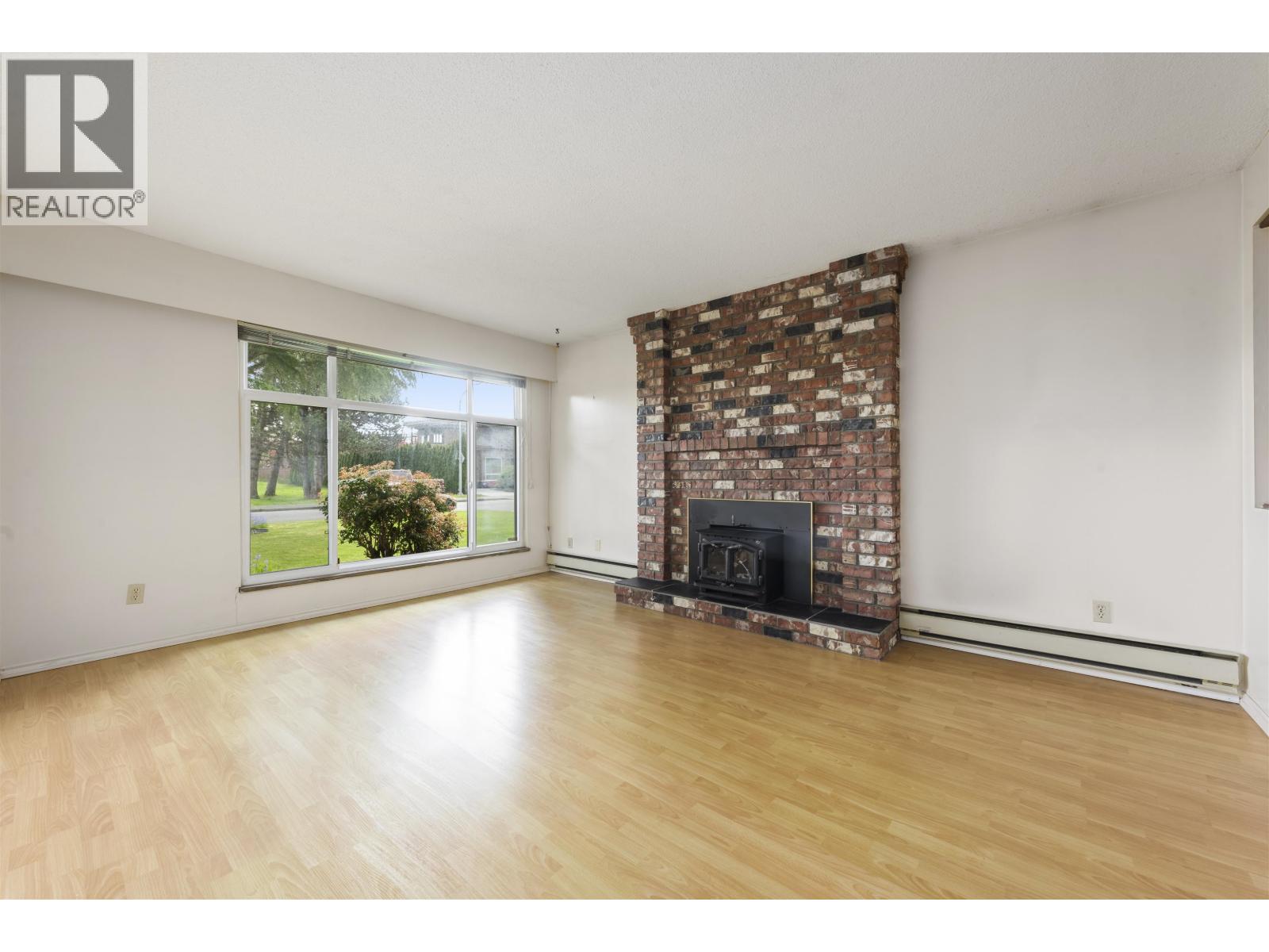 11491 LAPWING Crescent, Richmond