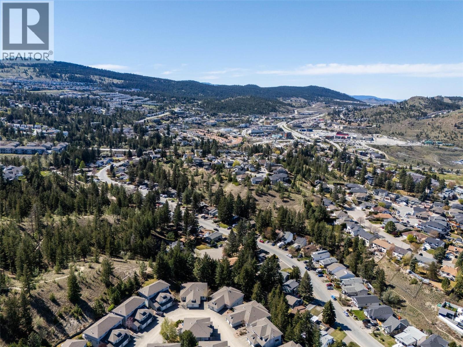 #15 481 Monarch Court - 36