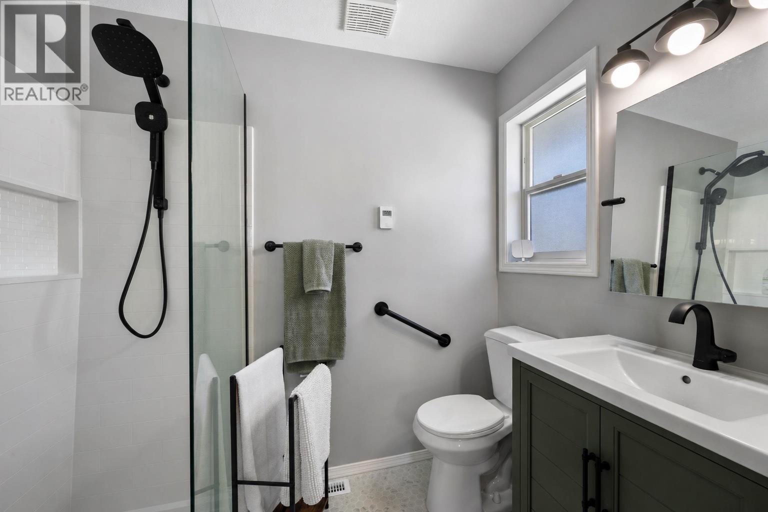 #15 481 Monarch Court - 12