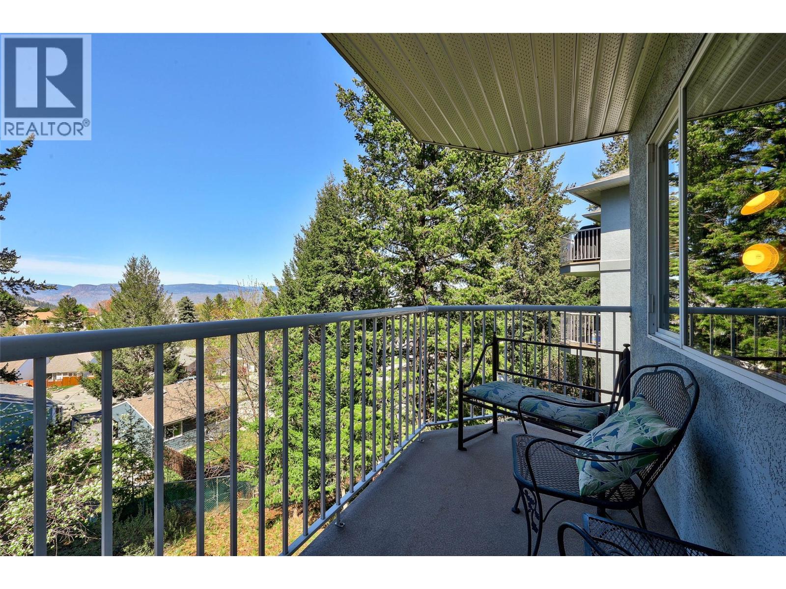 #15 481 Monarch Court - 23