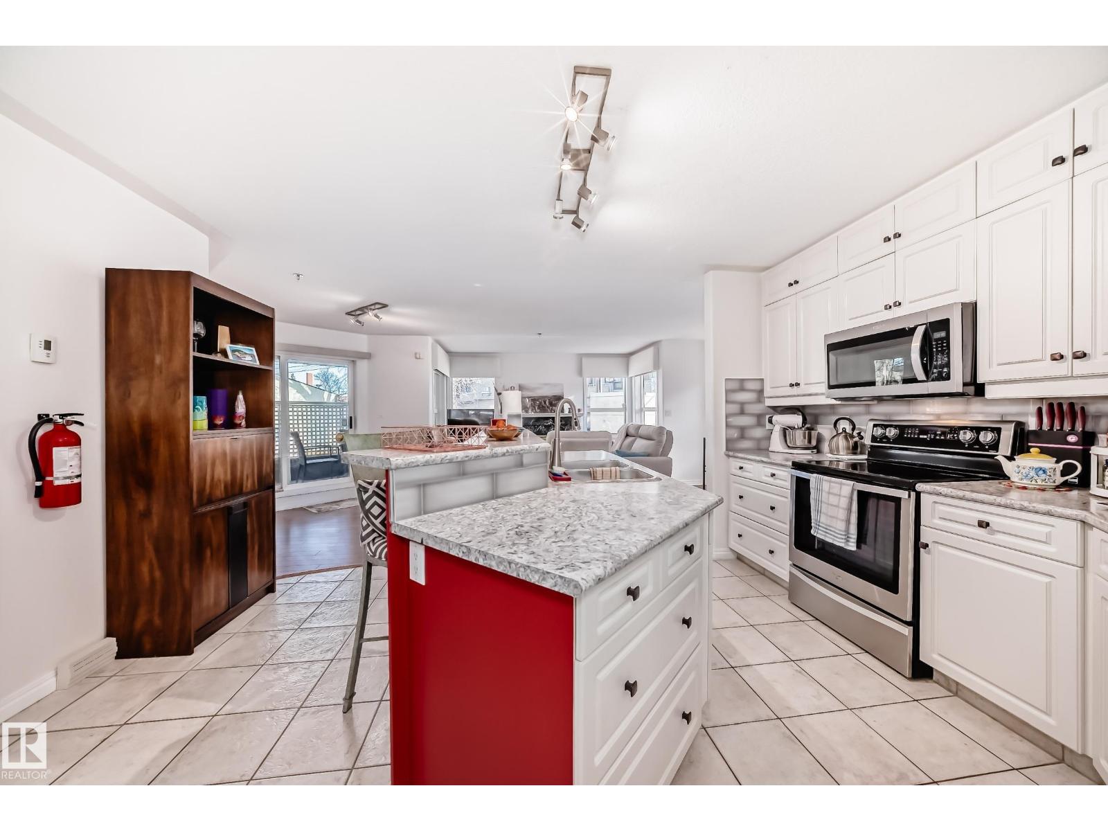 #108 12028 103 AV NW, Edmonton