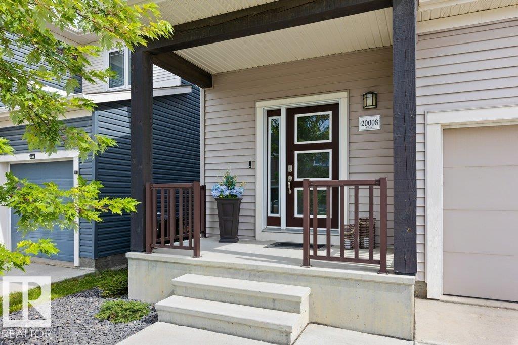 20008 18 AV NW, Edmonton