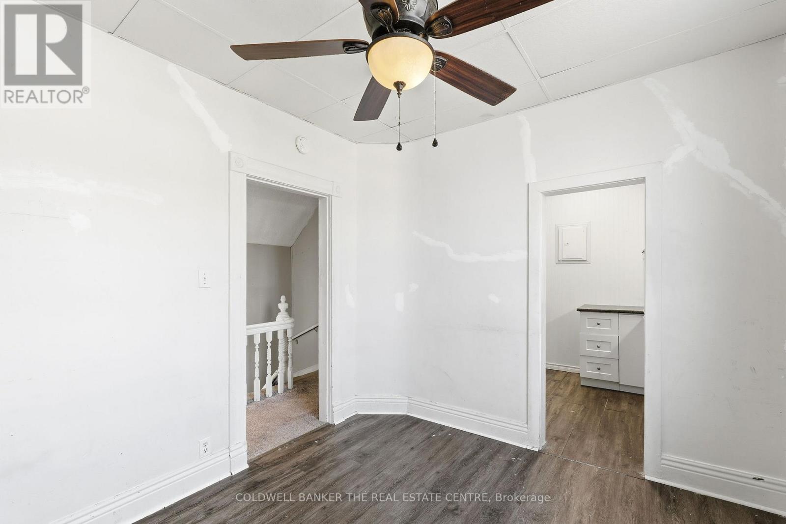 281 EGERTON STREET - 4