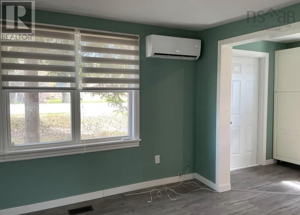 Property 17 of 31 of 492 Highway 8