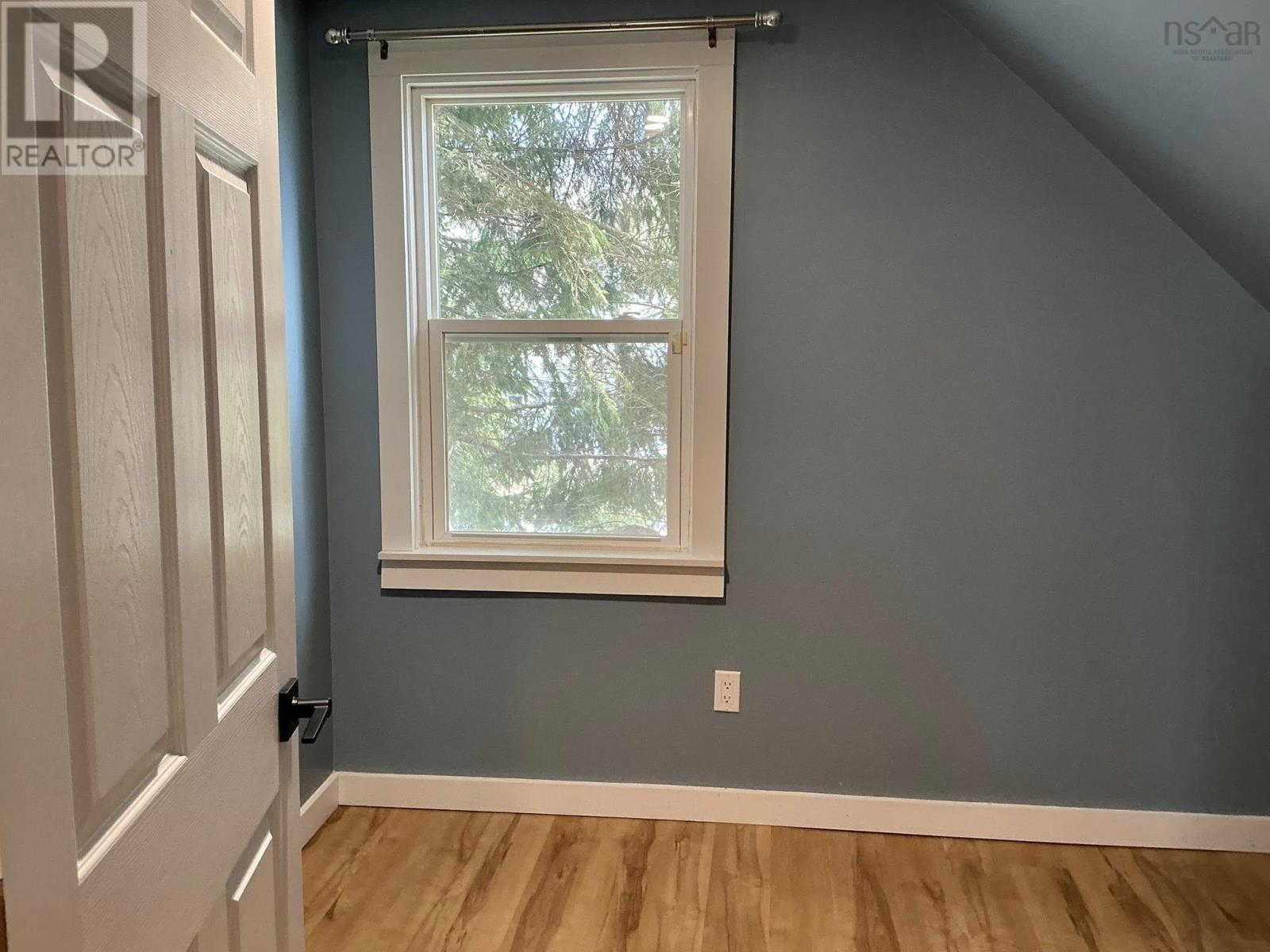 Property 23 of 31 of 492 Highway 8