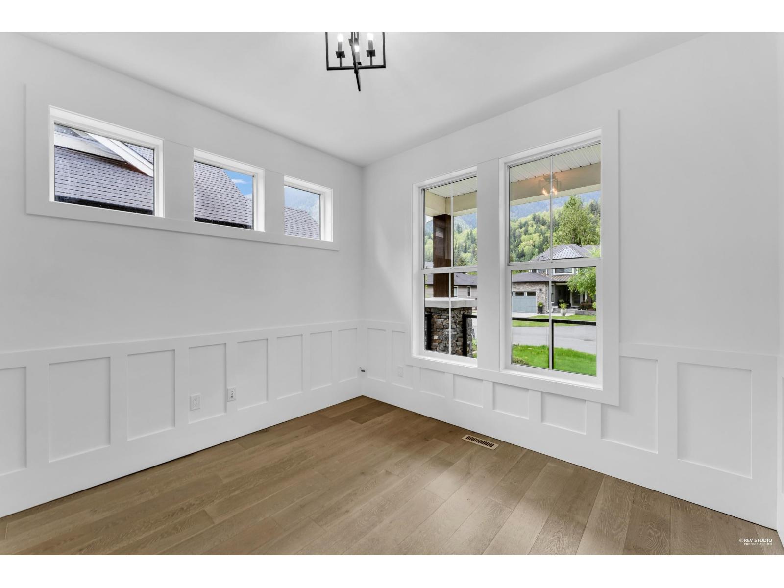52 1885 COLUMBIA VALLEY ROAD, Cultus Lake South, Lindell Beach
