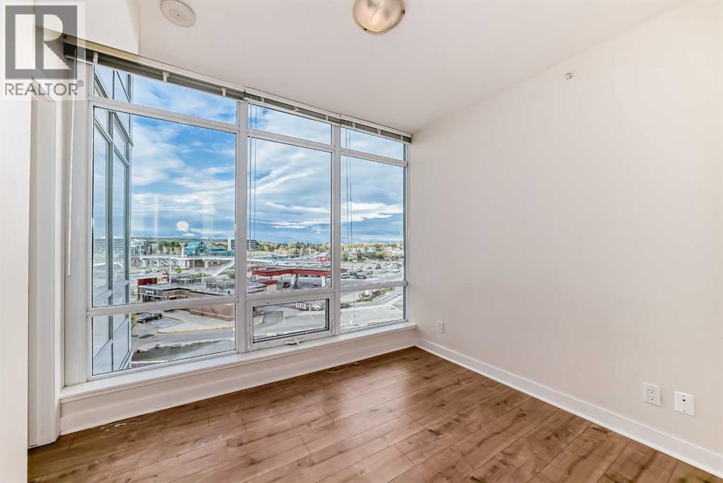 #513 30 Brentwood Common NW - 18