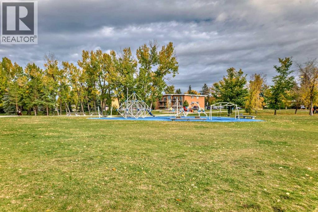 #513 30 Brentwood Common NW - 29