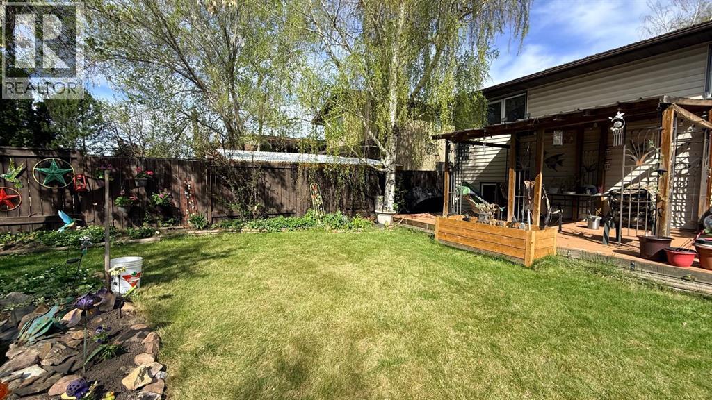 5709 40 Street — photo 39