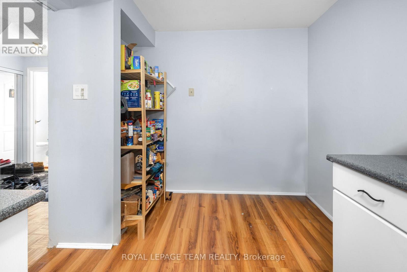 #E 10 MILLRISE LANE - 12