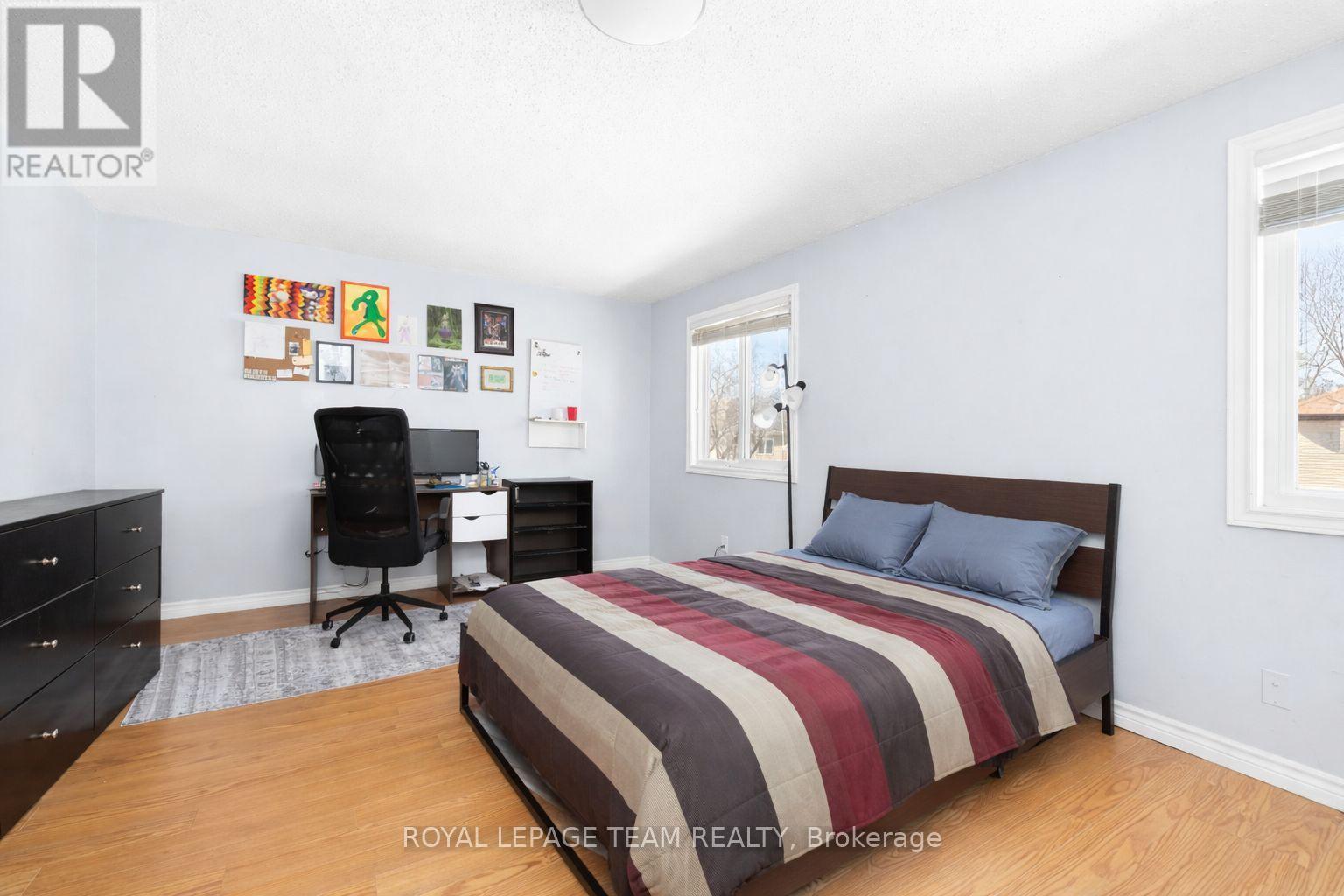 #E 10 MILLRISE LANE - 13