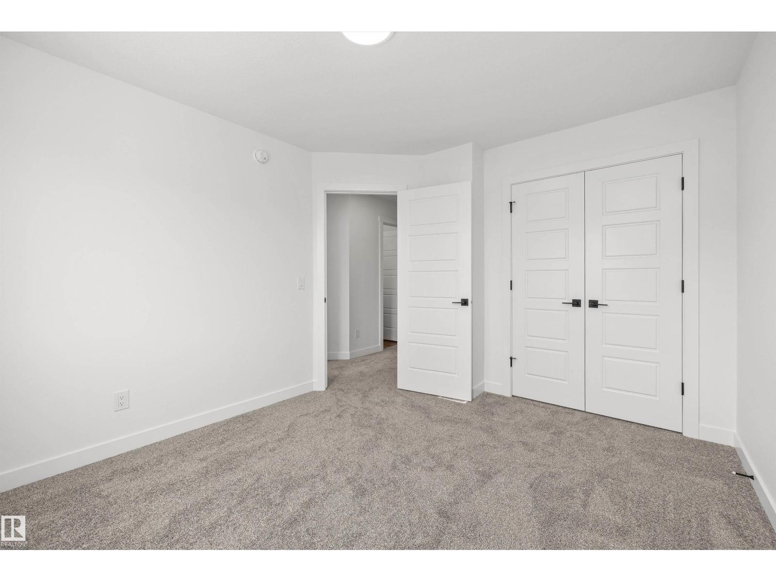 141 Ficus WY — photo 30