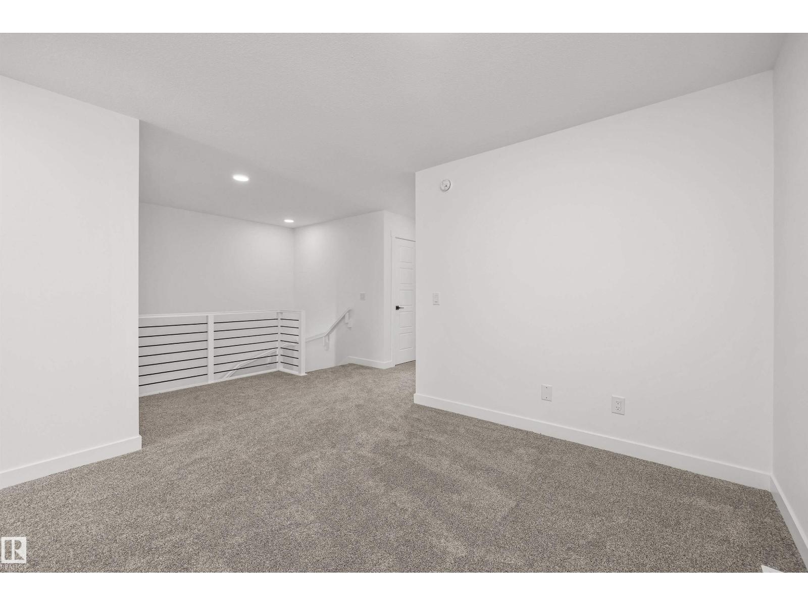 141 Ficus WY — photo 25