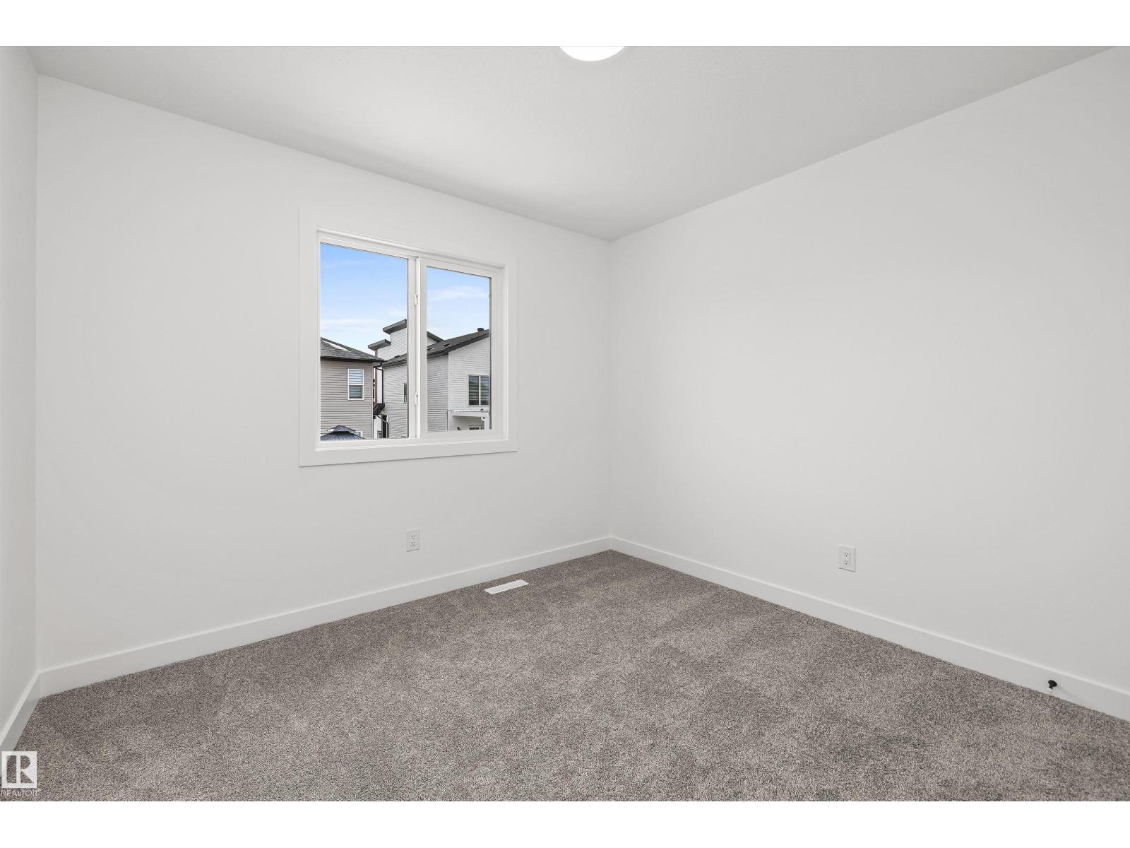 141 Ficus WY — photo 27