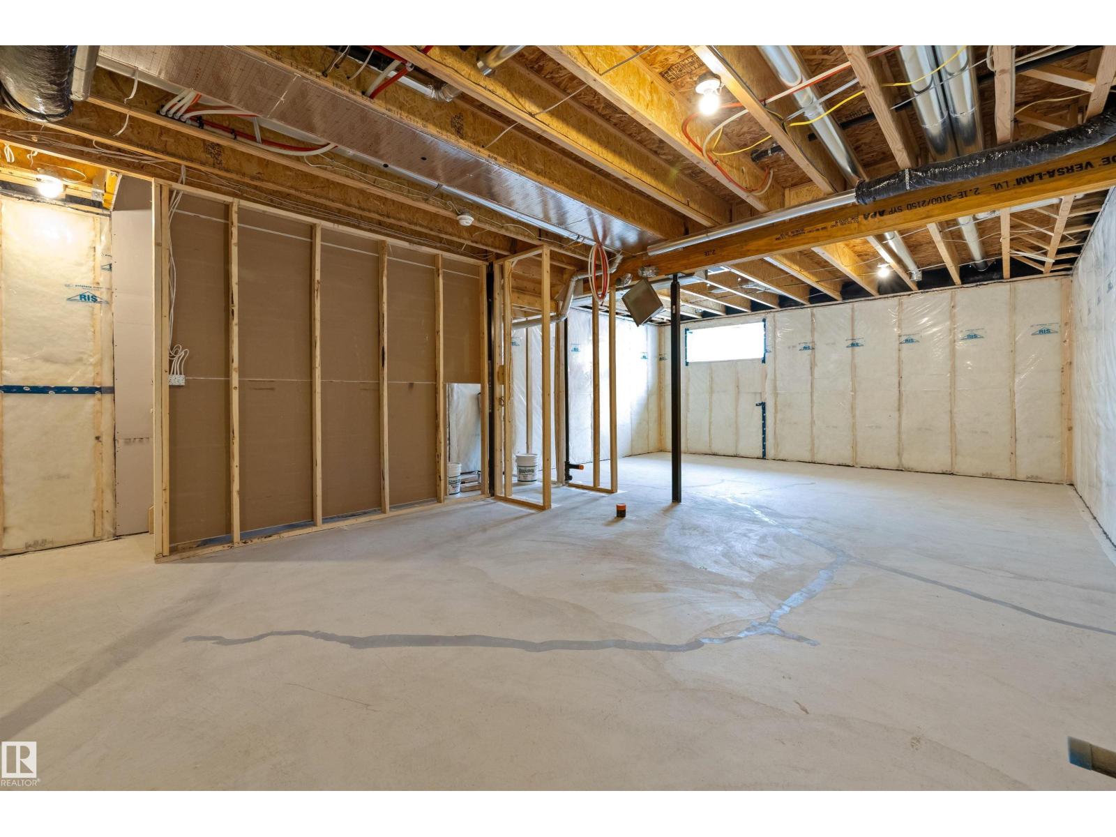 141 Ficus WY — photo 41