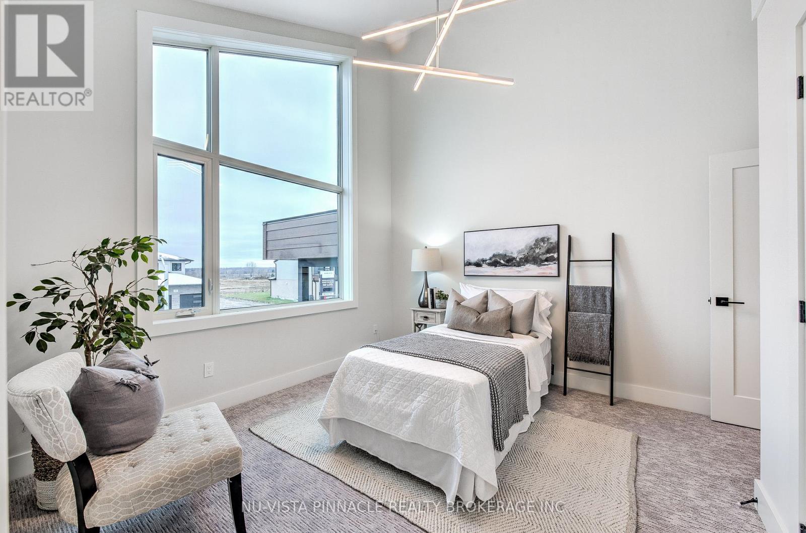 260 CRESTVIEW DRIVE - 33