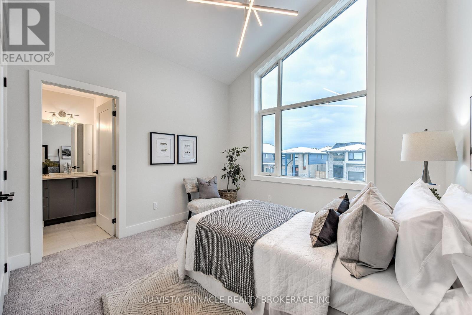 260 CRESTVIEW DRIVE - 34