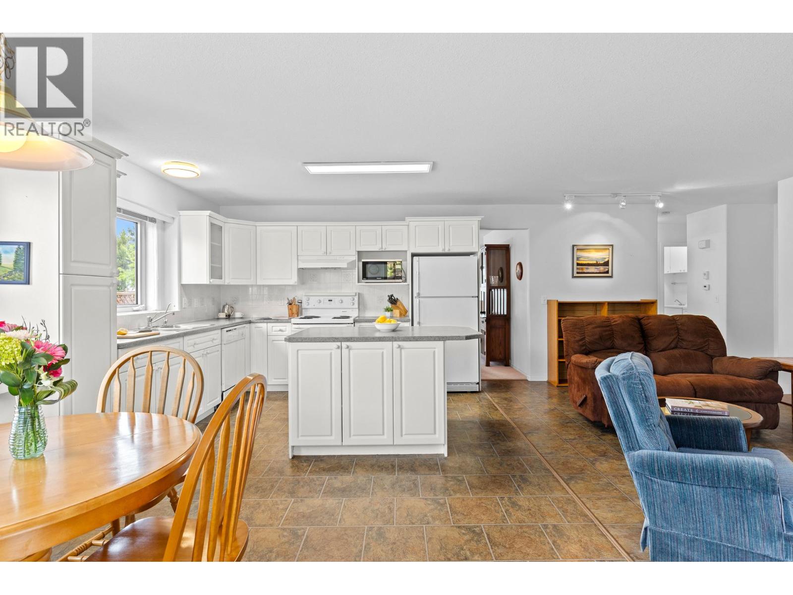 380 Murray Crescent - 18