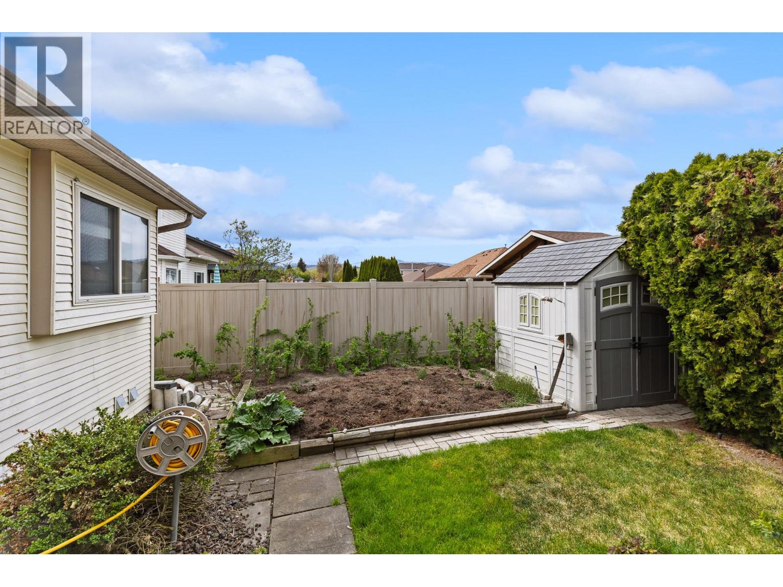380 Murray Crescent - 5