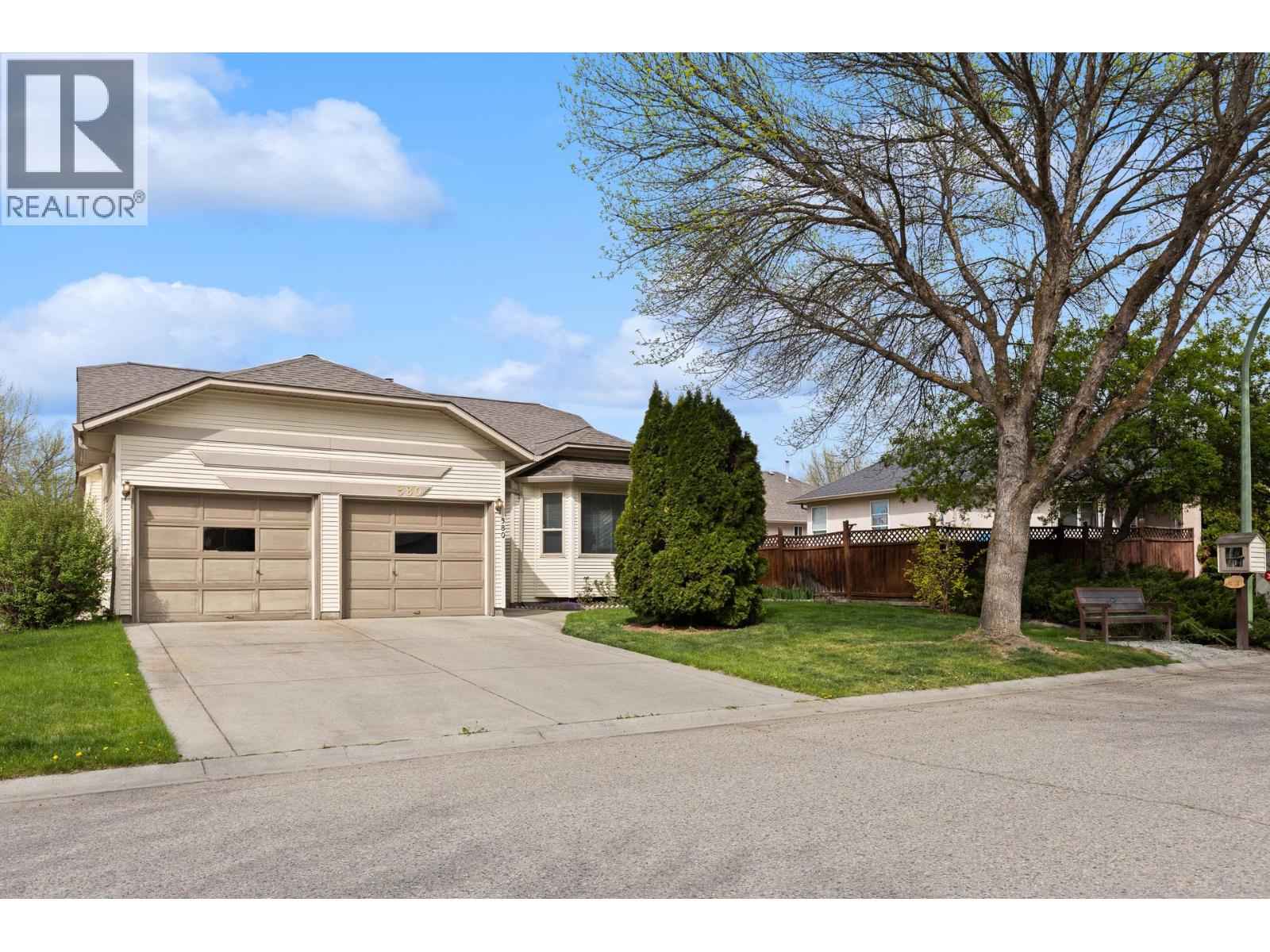 380 Murray Crescent - 8