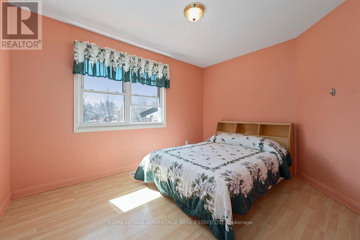 10 ROBERT ROAD - 26