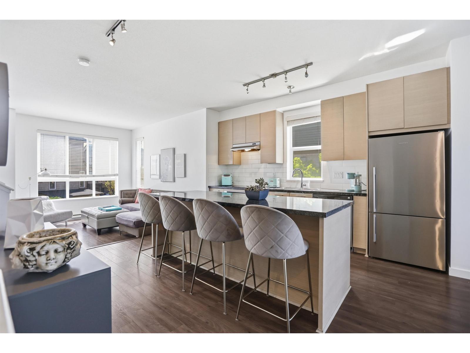 #51-10489 DELSOM Crescent, Delta