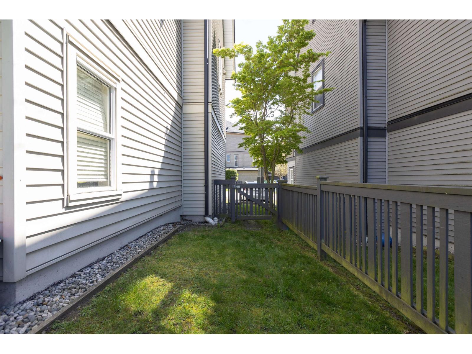 #51-10489 DELSOM Crescent, Delta