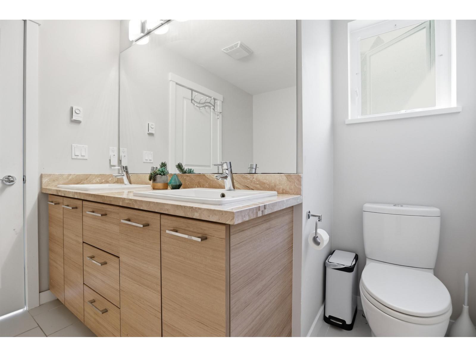 #51-10489 DELSOM Crescent, Delta