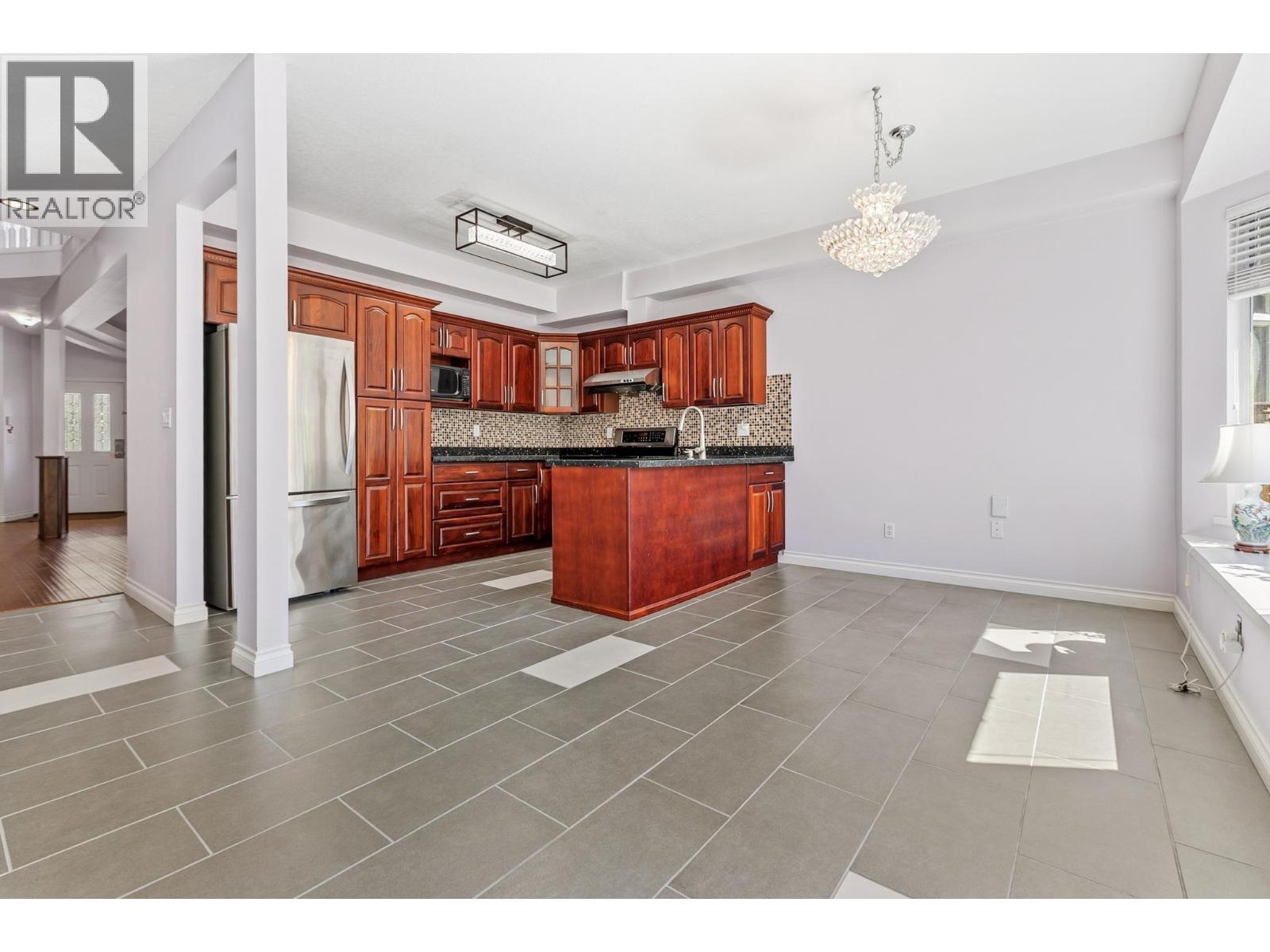 #19-9311 DAYTON Avenue, Richmond