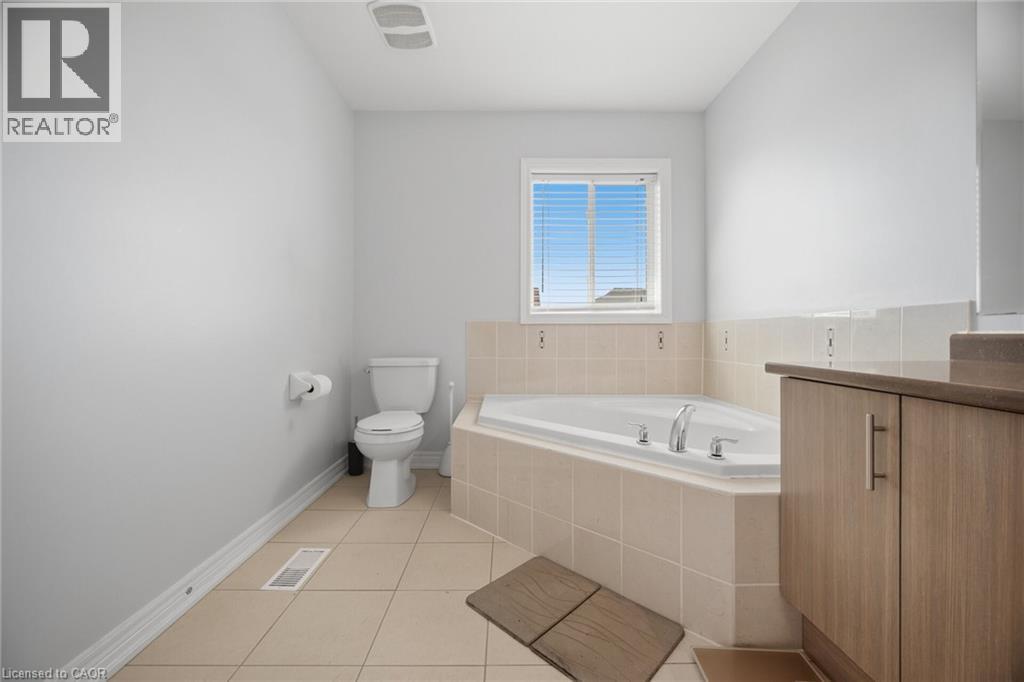 105 MCGAHEY Street, Tottenham, Ontario, L0G1W0 — Photo 4