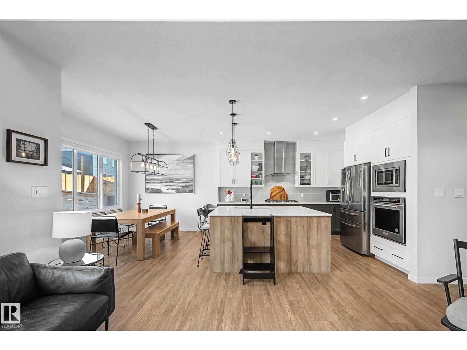 34 RIVERHILL CR, St. Albert