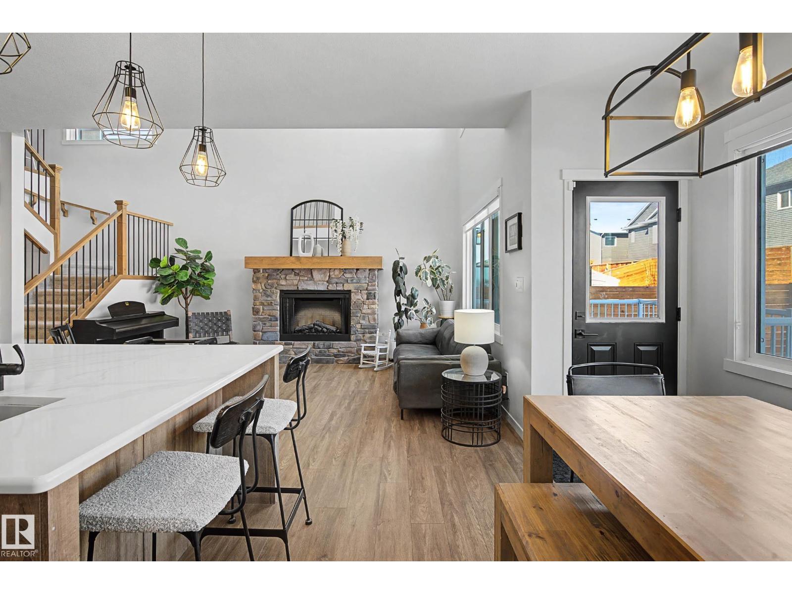 34 RIVERHILL CR, St. Albert