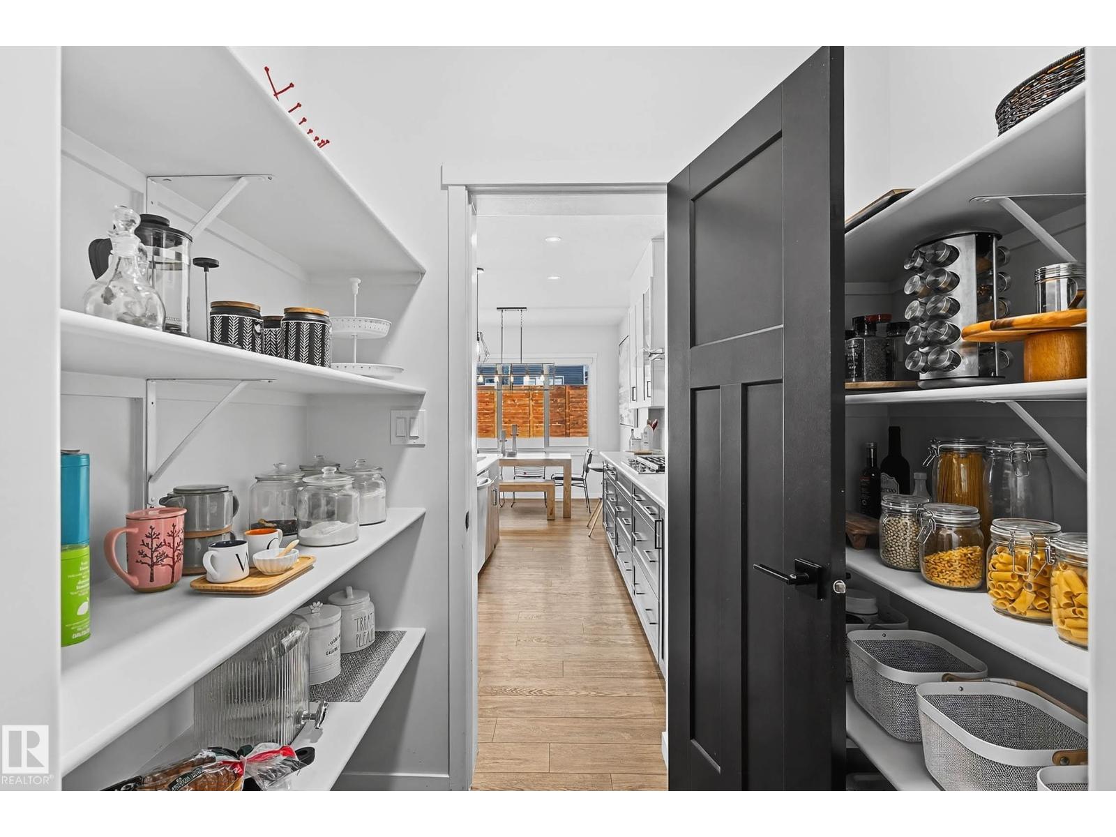 34 RIVERHILL CR, St. Albert