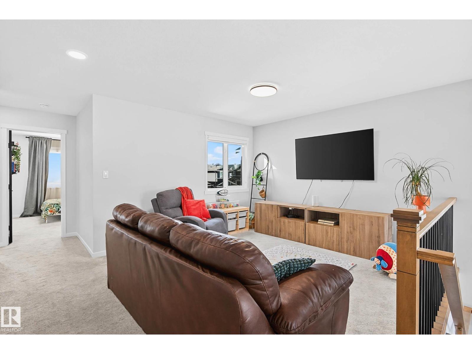 34 RIVERHILL CR, St. Albert