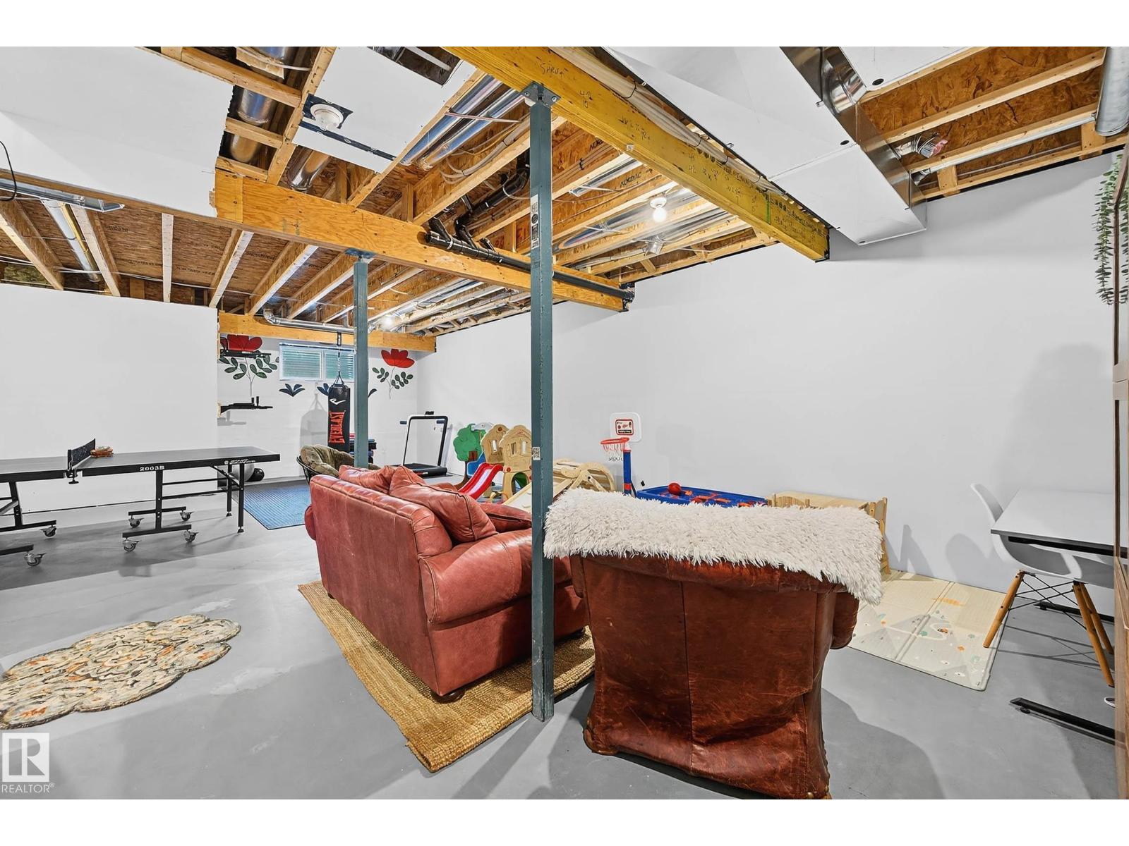 34 RIVERHILL CR, St. Albert