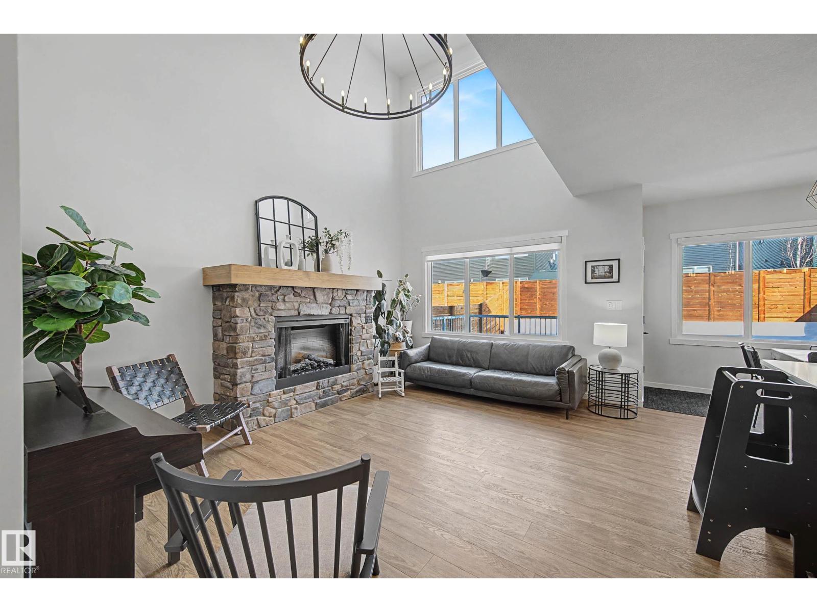 34 RIVERHILL CR, St. Albert