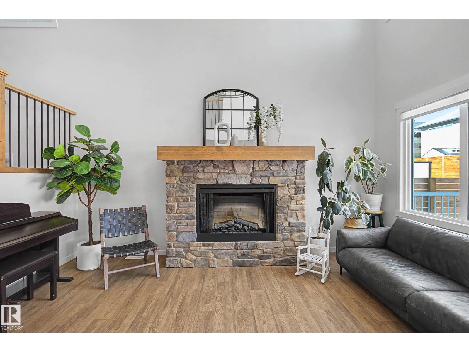 34 RIVERHILL CR, St. Albert