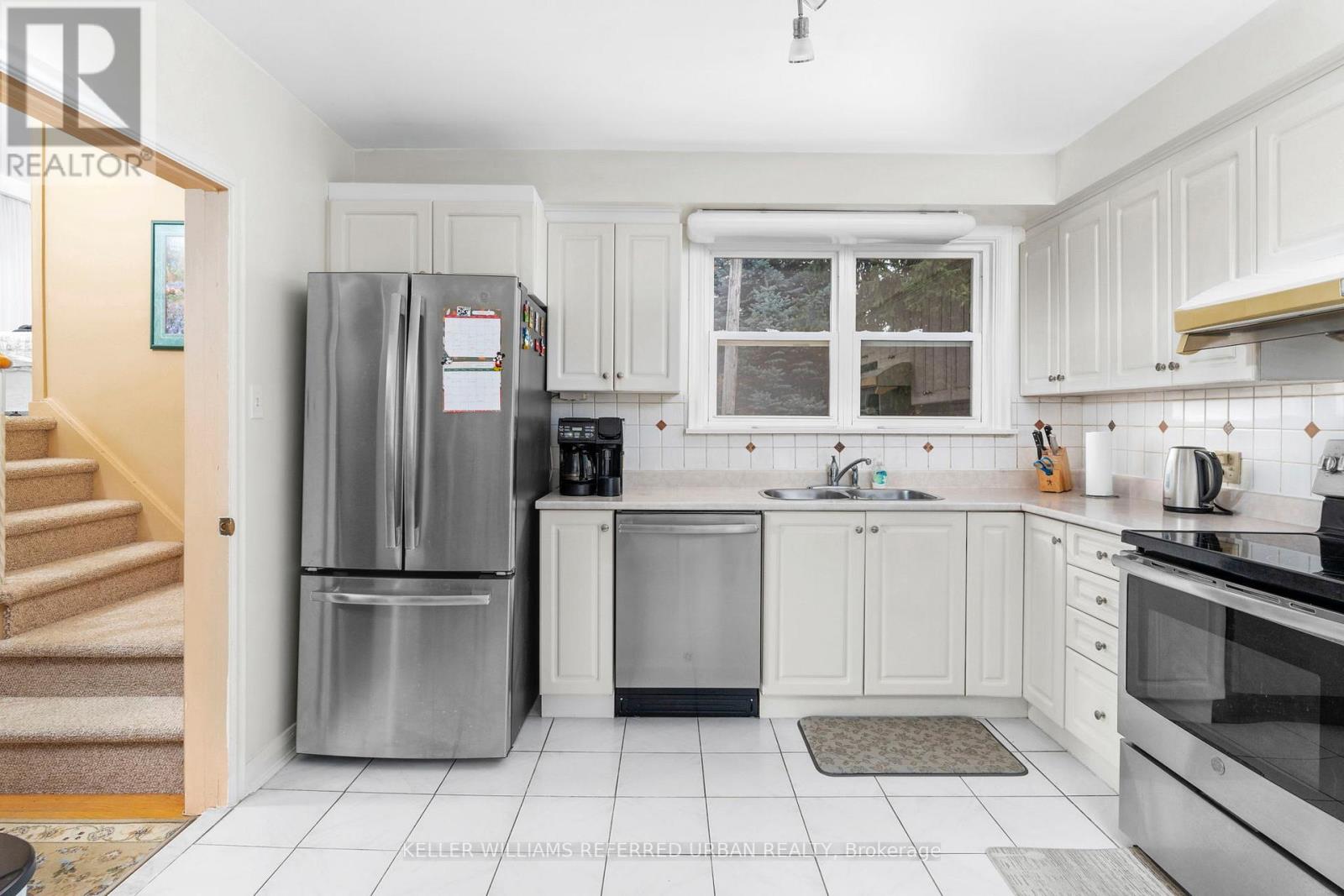 103 HOLCOLM ROAD - 10
