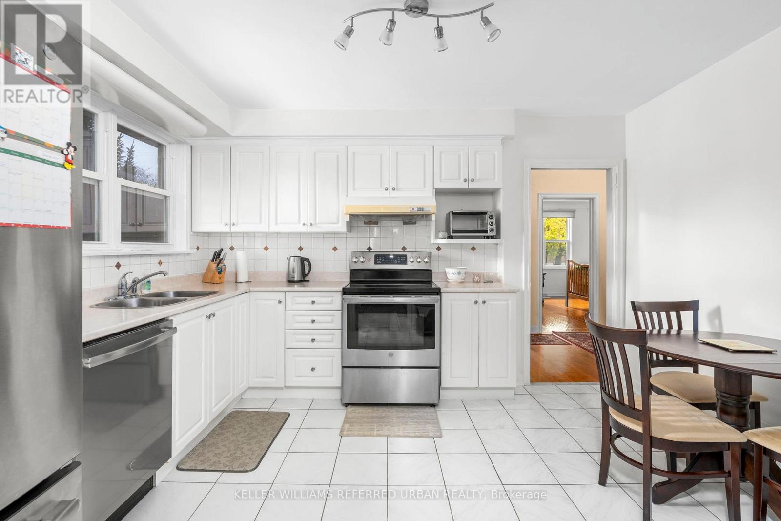 103 HOLCOLM ROAD - 11