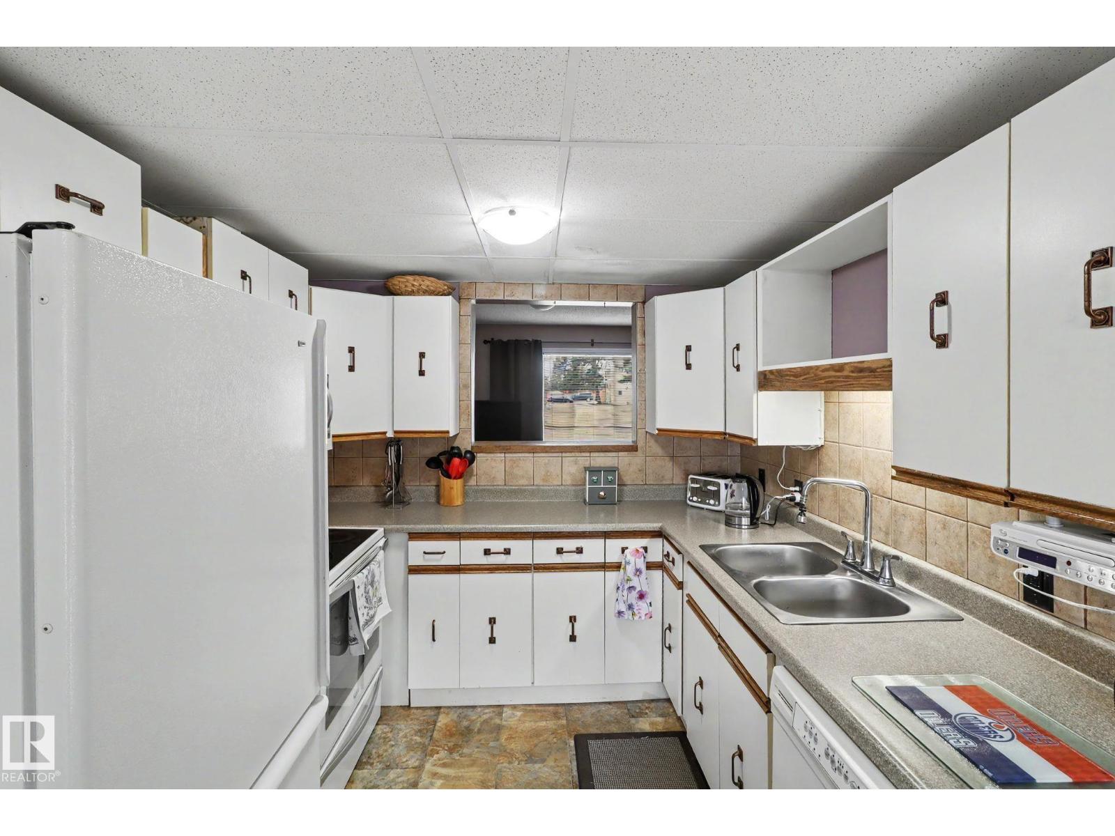 4341 46 ST, Stony Plain