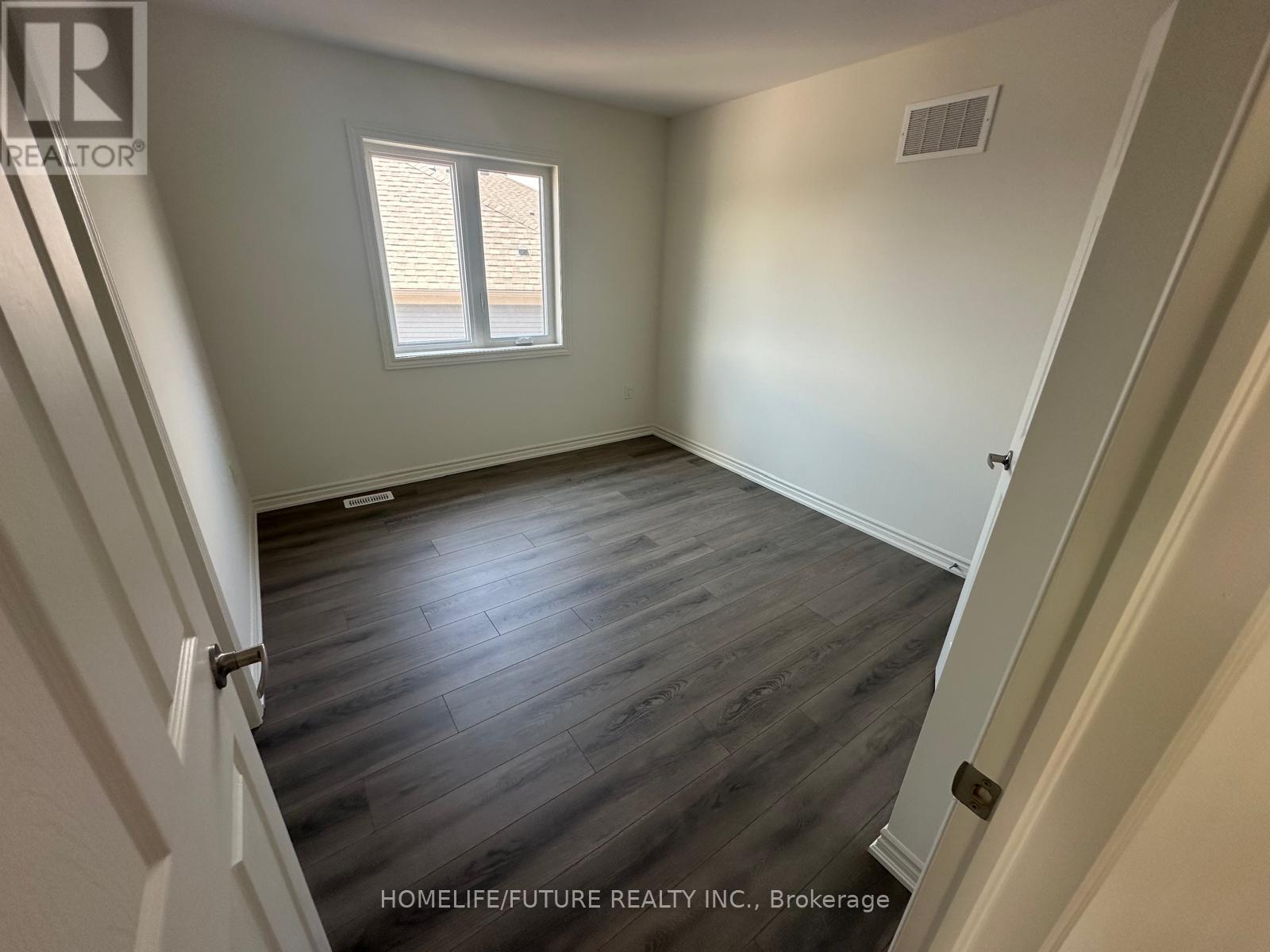 1113 TRAILSVIEW AVENUE — photo 9